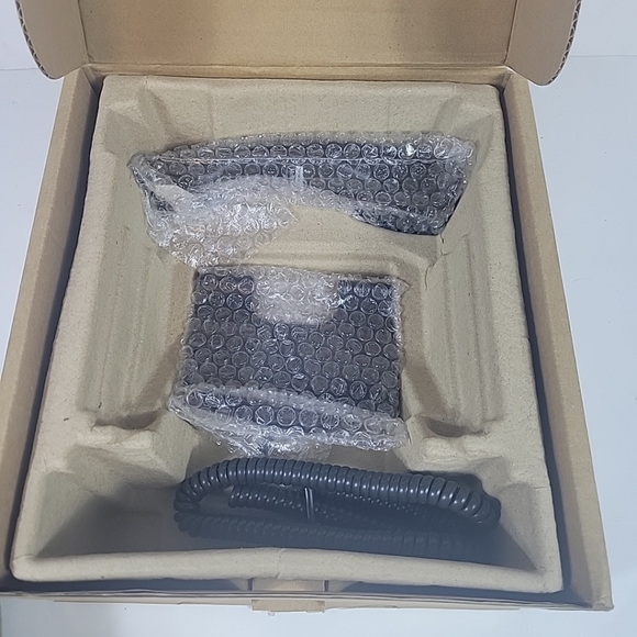 Polycom CX500 Standalone IP phone PoE 2200-44300-025 *New in Open Box* - Picture 5 of 6